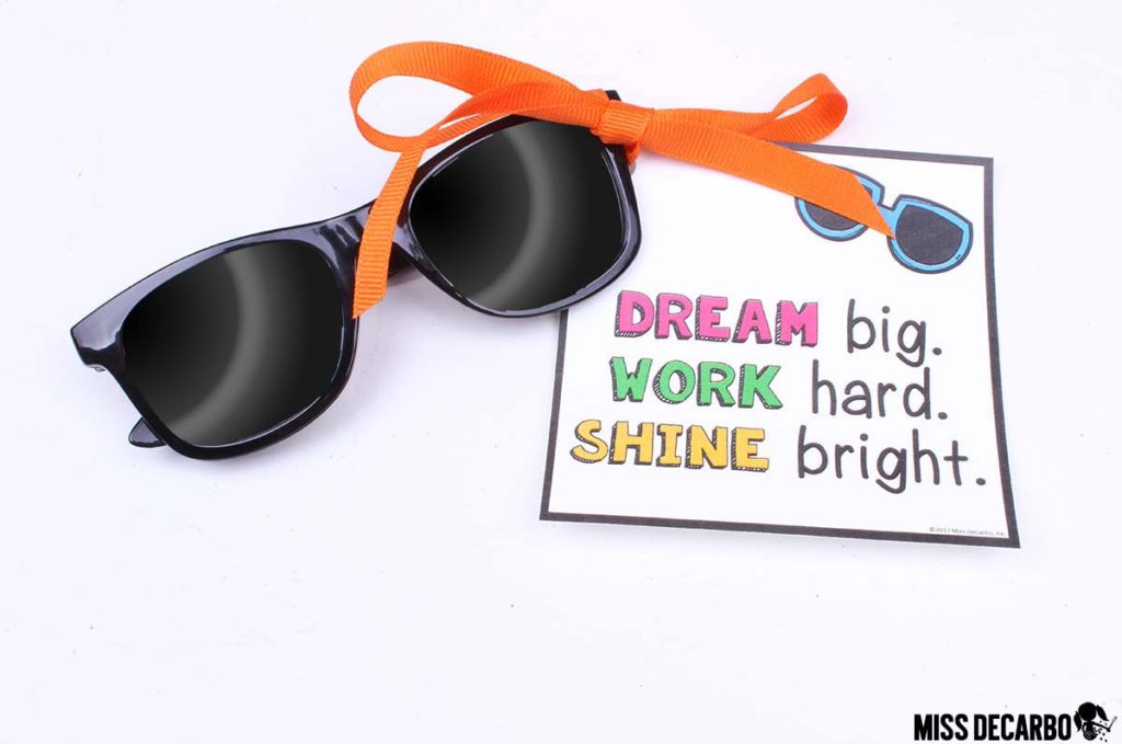 FREE gift tags for sunglasses or glow sticks at the end of the year! Three versions in black and white and color are included! These gift tags are perfect for teachers to use with their student gifts! 